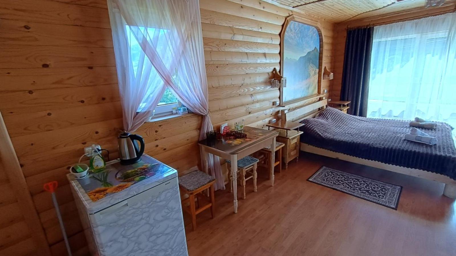 Садиба Гуцулка Ксеня Yaremche Exterior foto